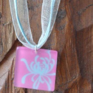 pink blue floral acrylic pendant on blue ribbon adjustable necklace (510)